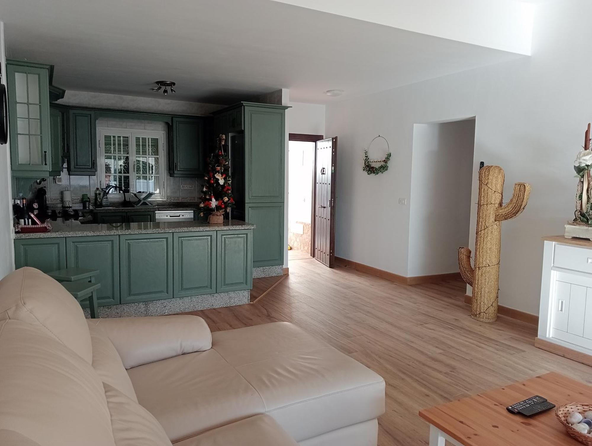 Beautiful Holiday Villa With Heated Private Pool, Los Cristianos 洛斯克里斯蒂亚诺斯 外观 照片
